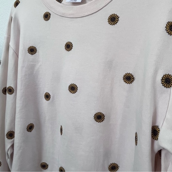 Mighty Fine Women’s Pink XL Long Sleeve with Embroidered Sunflowers - Picture 5 of 7